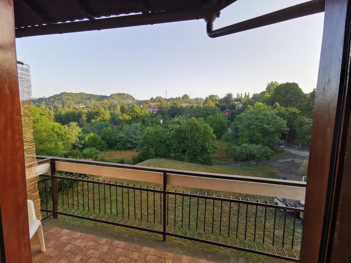 Una finestra sul verde Sassello Esterno foto